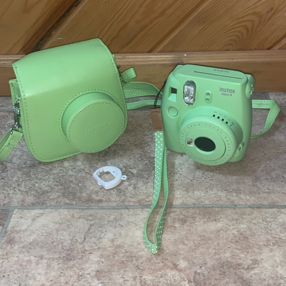 INSAX Mini 9 Polaroid Camera & Case
